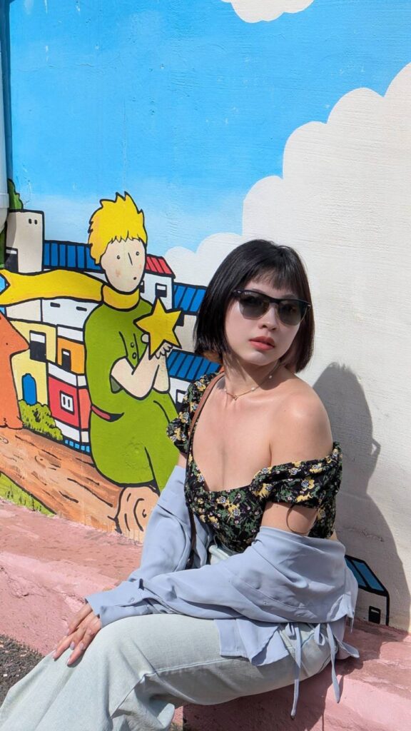 甘川洞文化村很像台灣的九份，也賣很多文創好物！